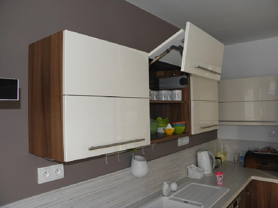 Kuchyně 23